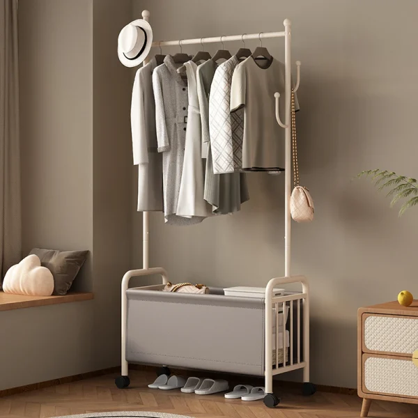 Suport portabil din otel carbon pentru umerase si haine, compartiment incaltaminte, 7 carlige, 4 rotile, 168 x 80 x 37 cm, alb, model 2